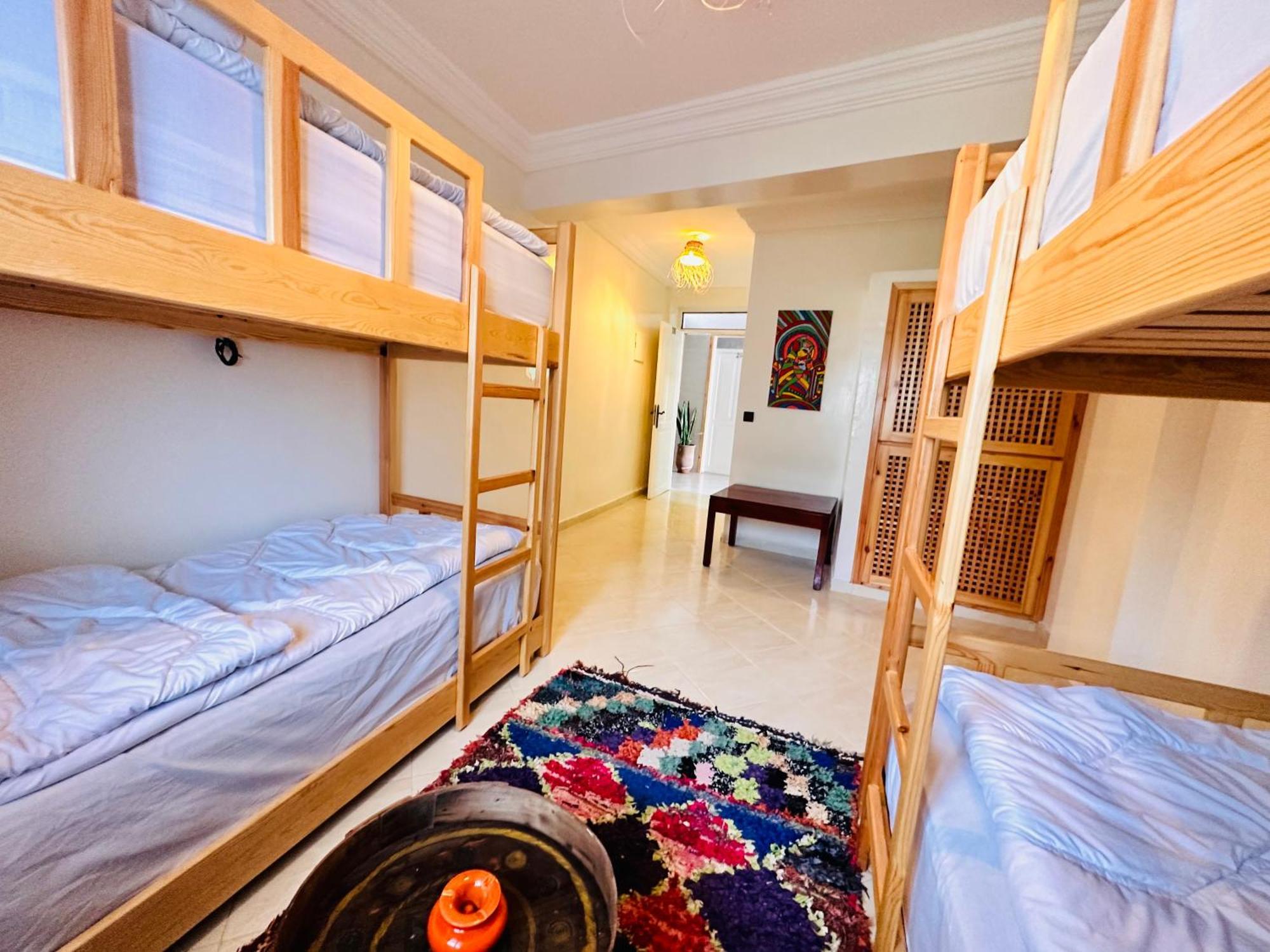 Locals Taghazout Surfcamp Hotel Kültér fotó