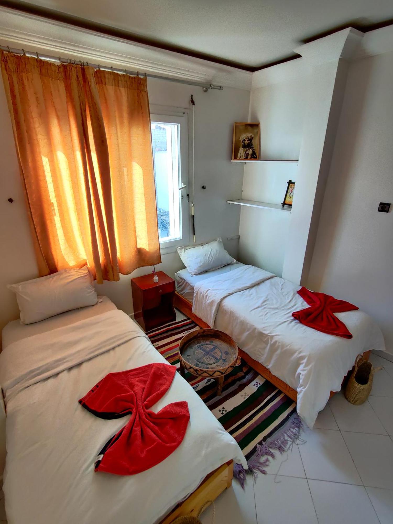 Locals Taghazout Surfcamp Hotel Kültér fotó