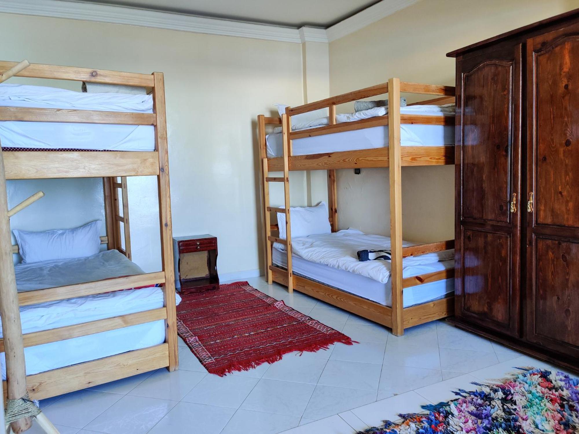 Locals Taghazout Surfcamp Hotel Kültér fotó
